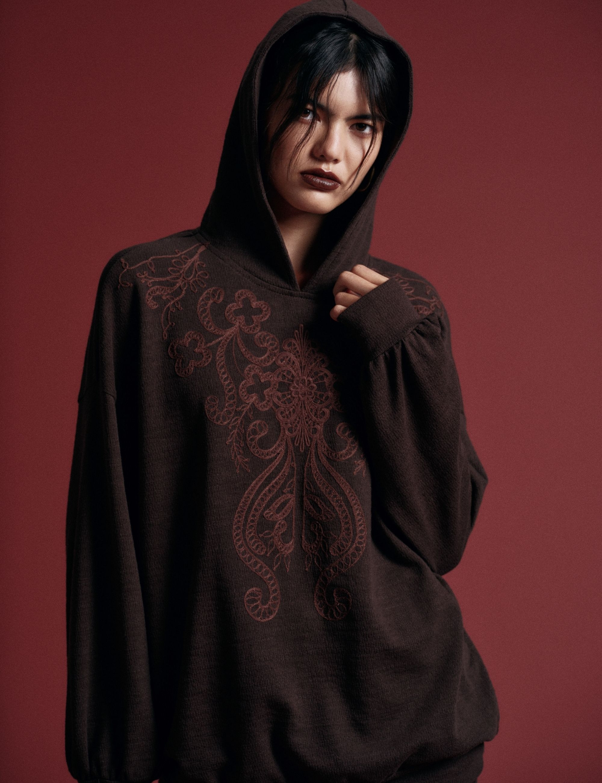 Blusa Bergenia Marrom 